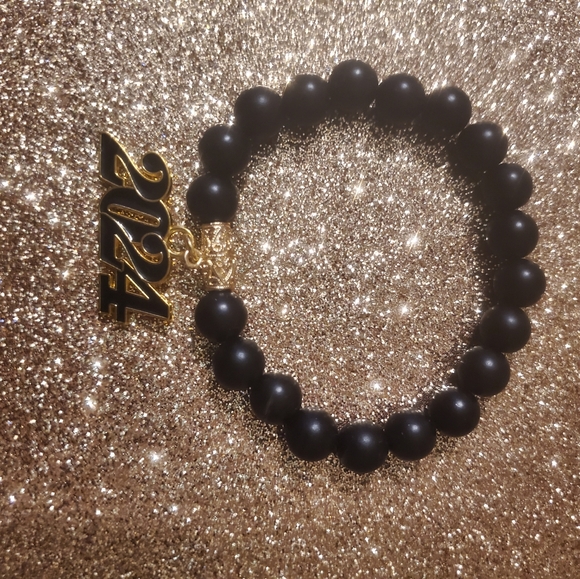 2024 BRACELET FOR THAT SPECIAL GRADUATE. - Picture 9 of 12